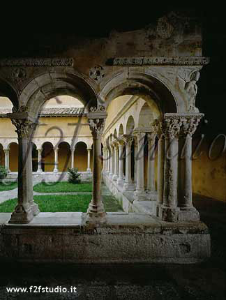 Chiostro-Aix-en-Provence_1.jpg